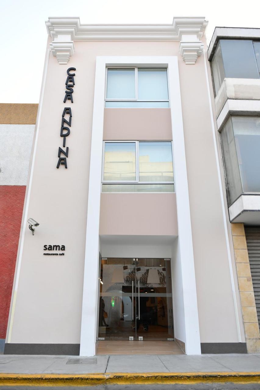 Casa Andina Standard Trujillo Plaza Hotel Buitenkant foto